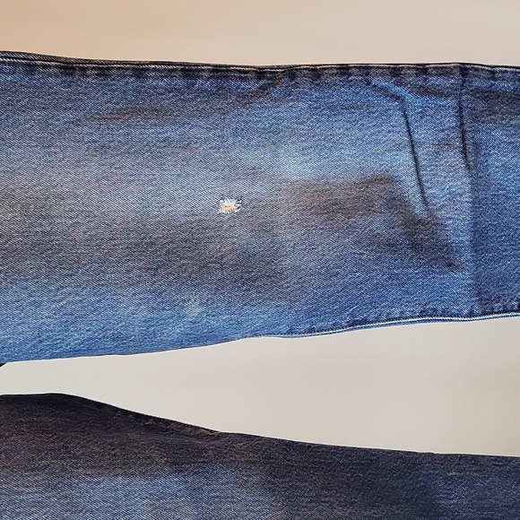 Levi Jeans - Picture 3 of 8